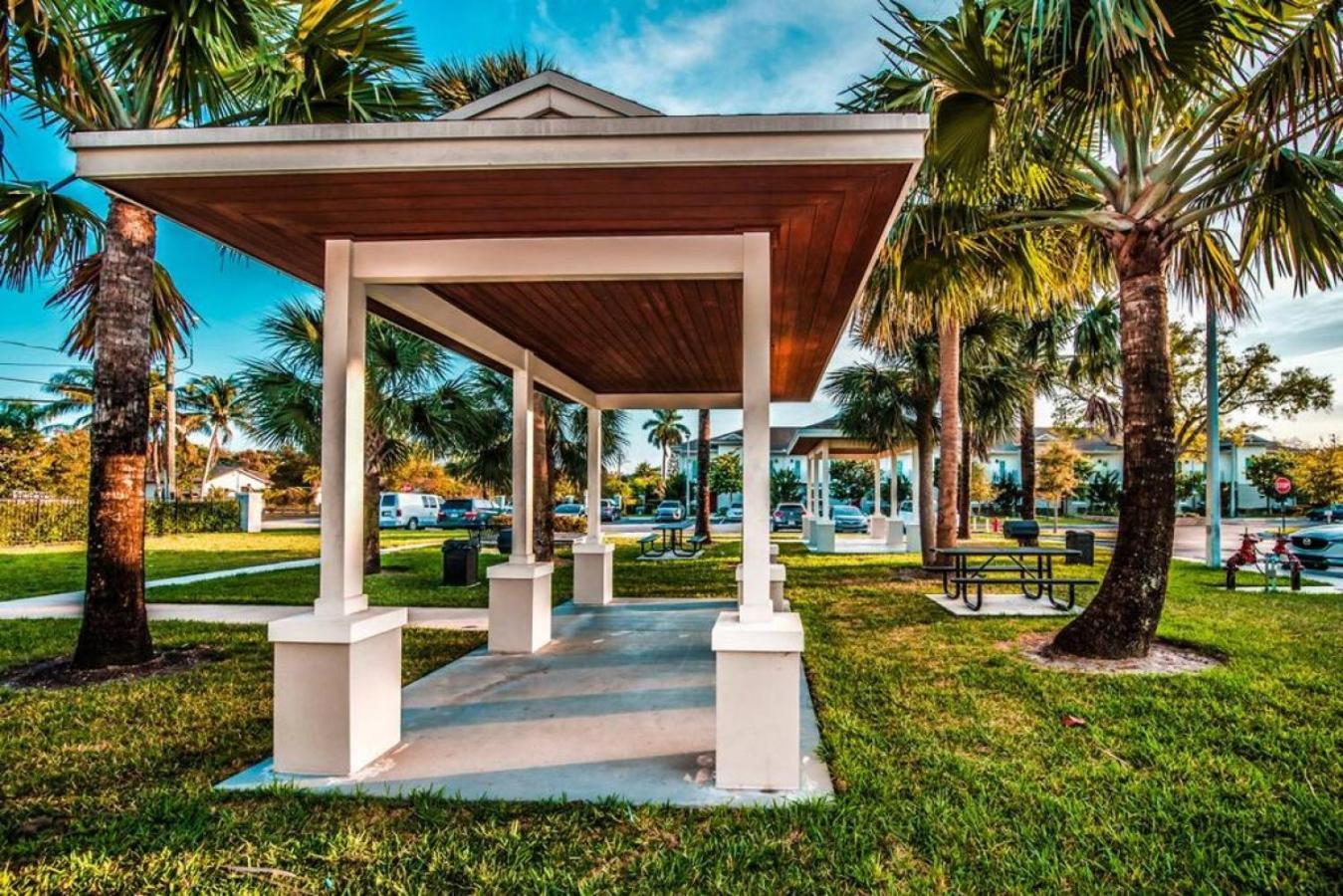 Lilly At Aviara Lake Worth Lake Worth Beach Buitenkant foto
